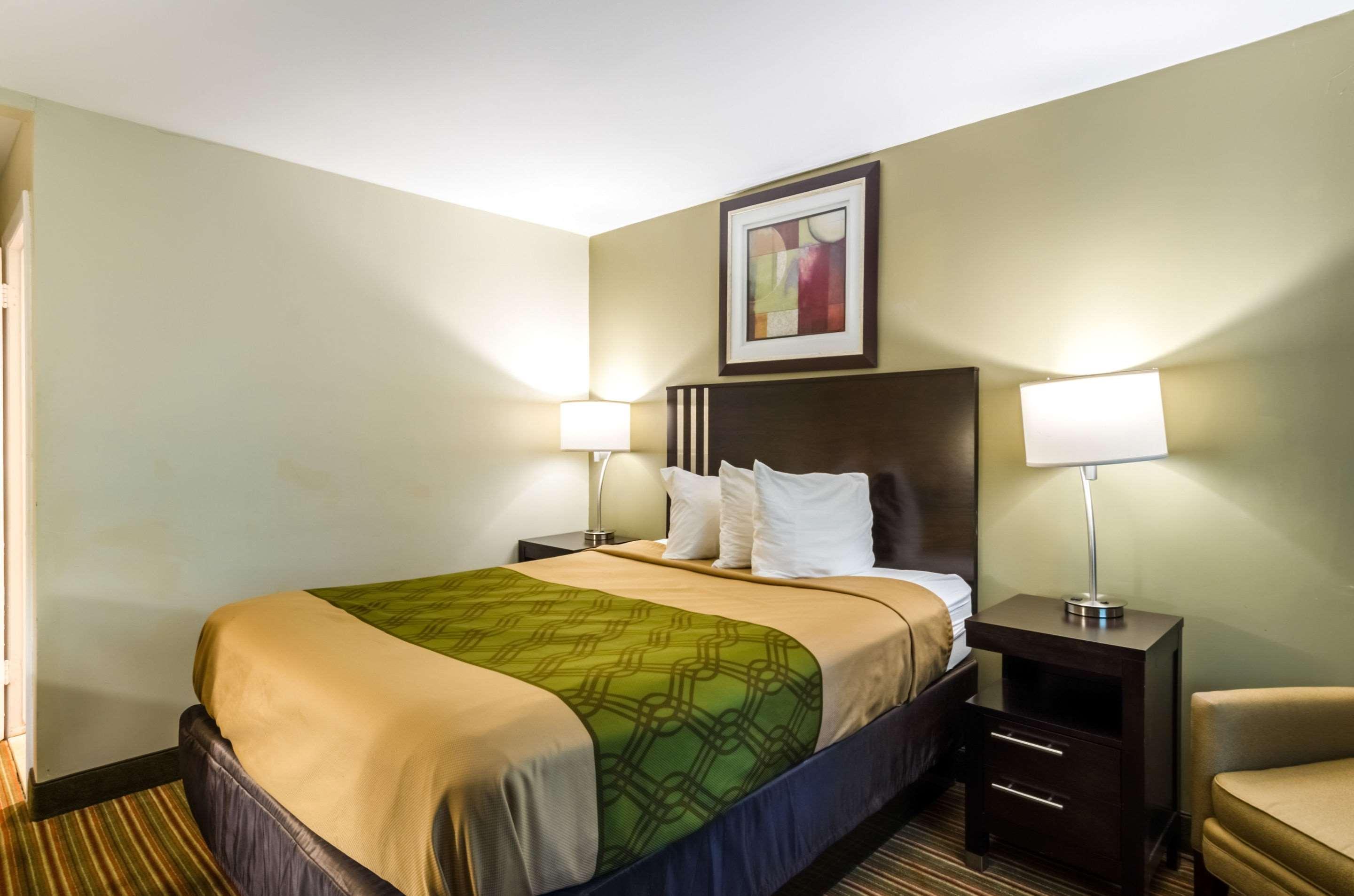 Fairbridge Inn Express Pittsfield Buitenkant foto